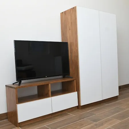 Novel S&s Apartman *