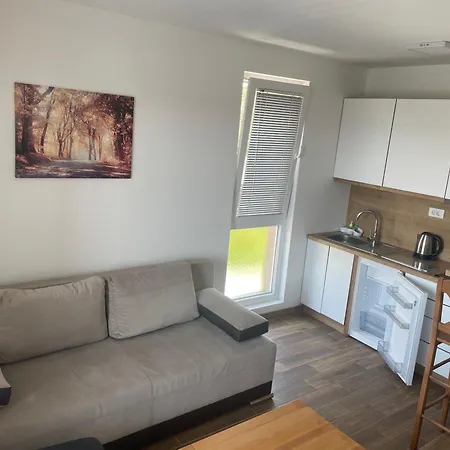 Novel S&s Apartment *