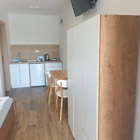 Novel S&s Apartman *